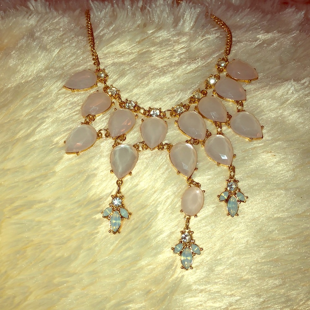 Brand new necklace